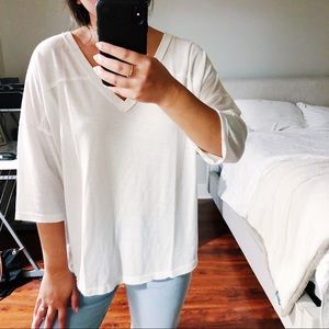 ☆ FREE PEOPLE TEE ☆